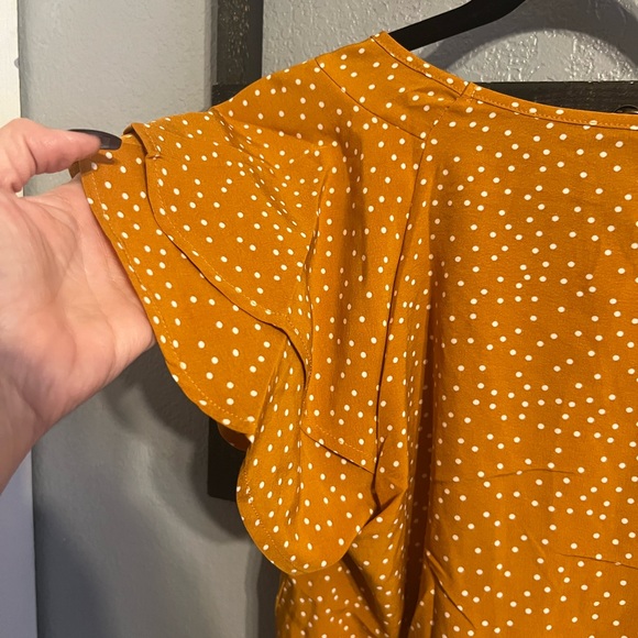 Women’s Polka Dot Top - Picture 4 of 5